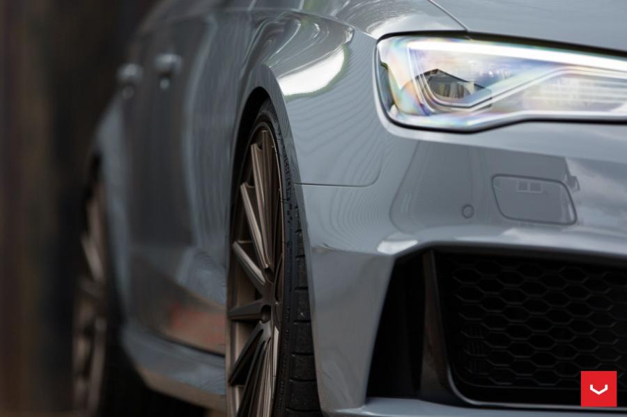 Детали экстерьера Audi RS3 Sportback on Vossen Wheels (VFS2) 2016 года  (фото 31 из 47)